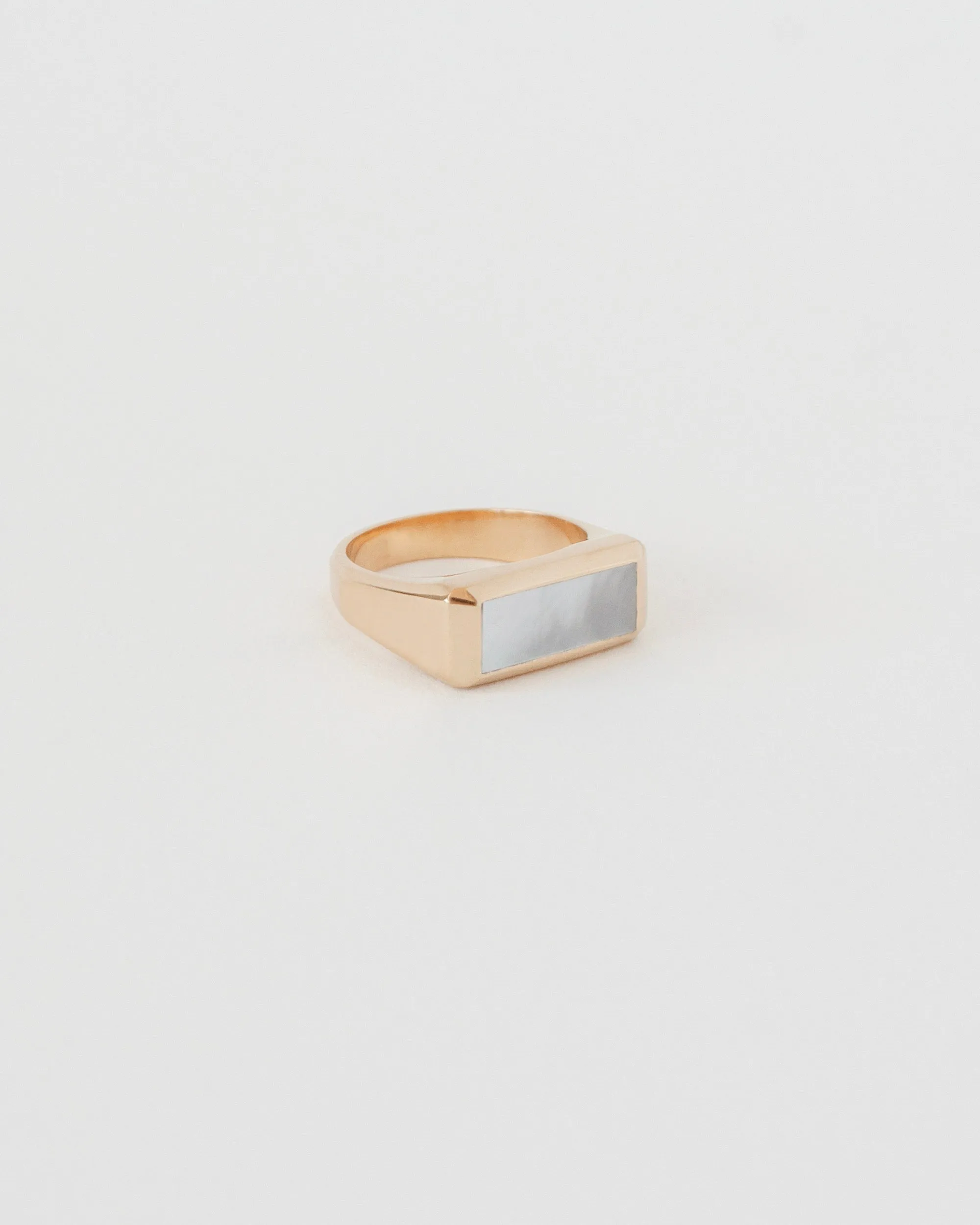 BASIN RING | MOTHER OF PEARL