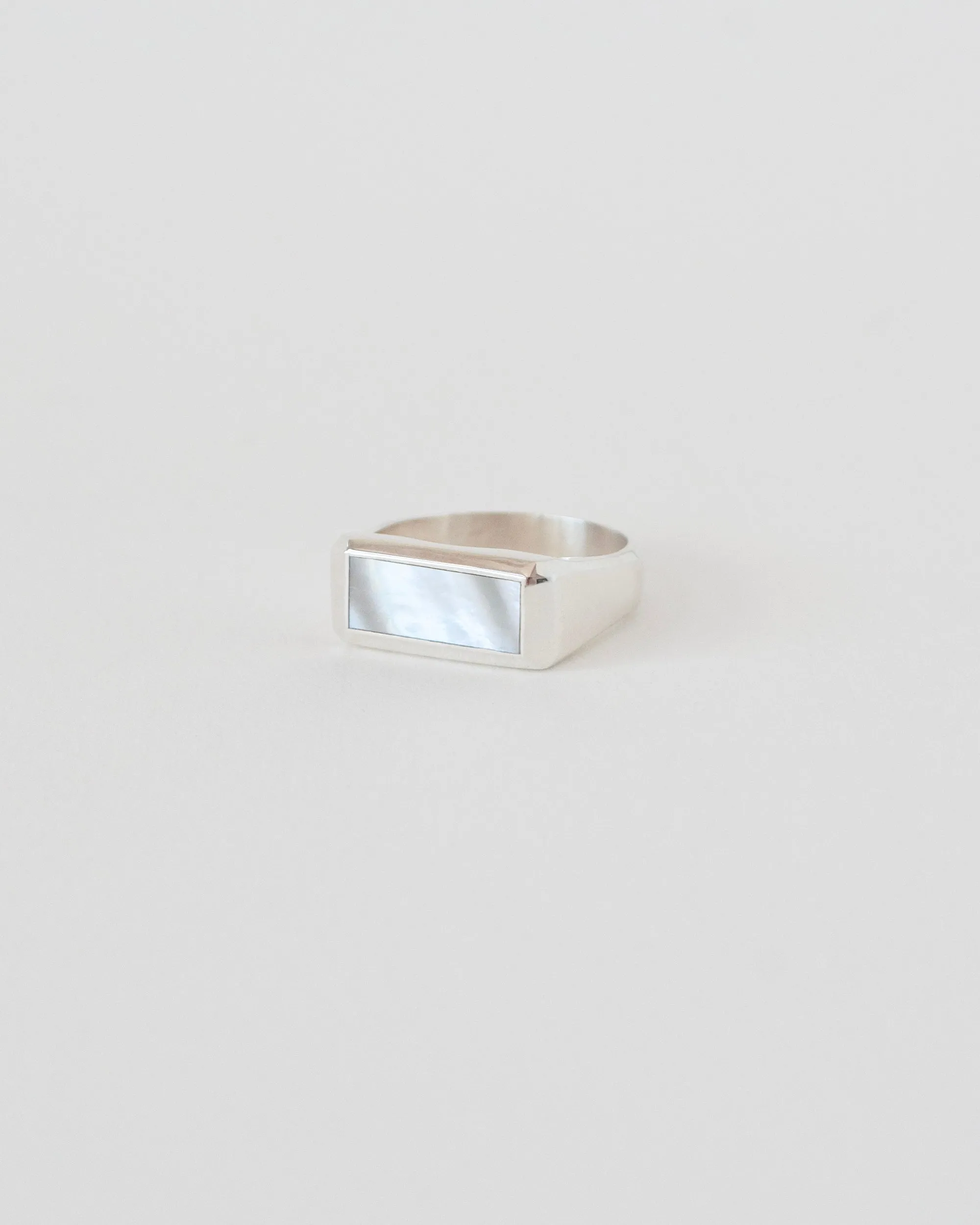 BASIN RING | MOTHER OF PEARL