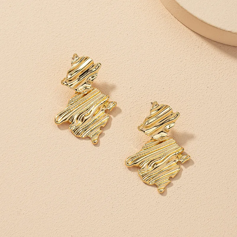 Cross-Border Exaggerated Fashion Earrings: Trendy Metal Pleated Earrings for Women