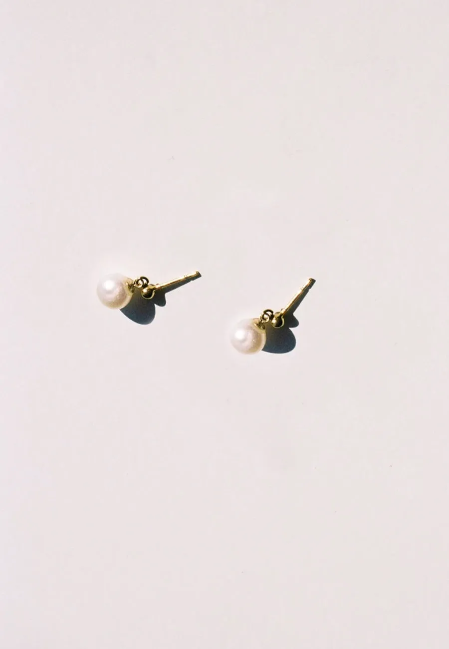 Daily Studs - Silver 6mm Pearl