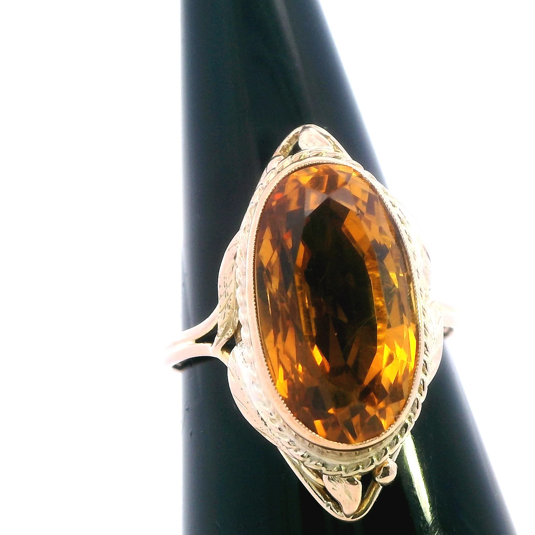 Elegant 9ct Yellow Gold Citrine Ring - Radiant and Refined