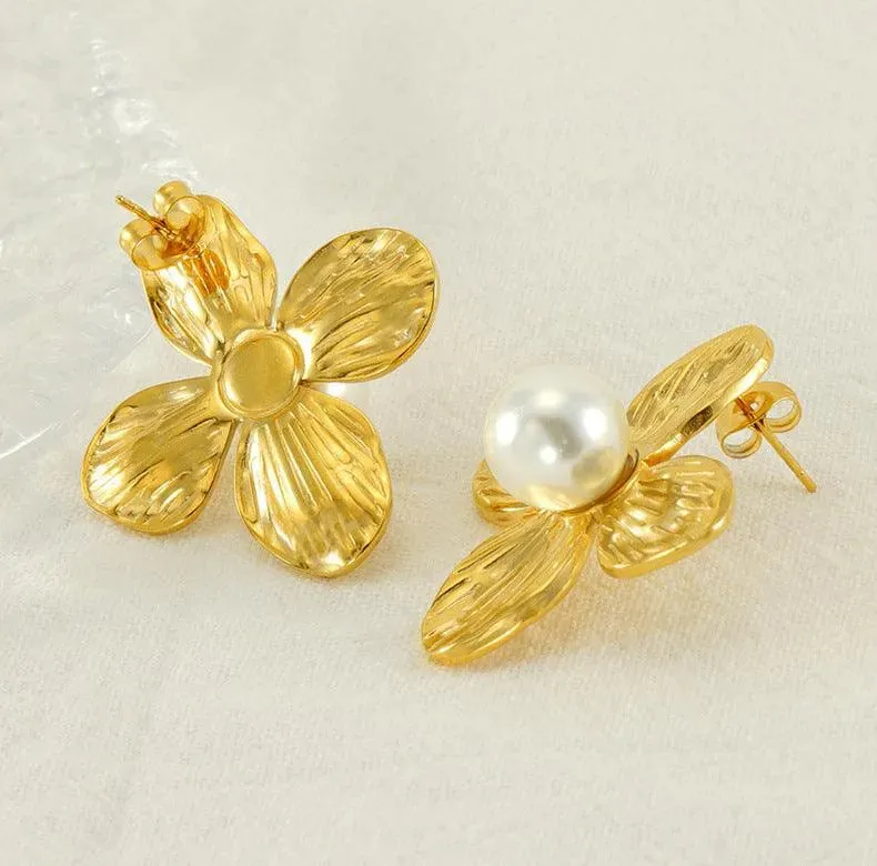 Gold-Plated Flower Stud Earrings with Simulated Pearl – Trendy Stainless Steel Earrings