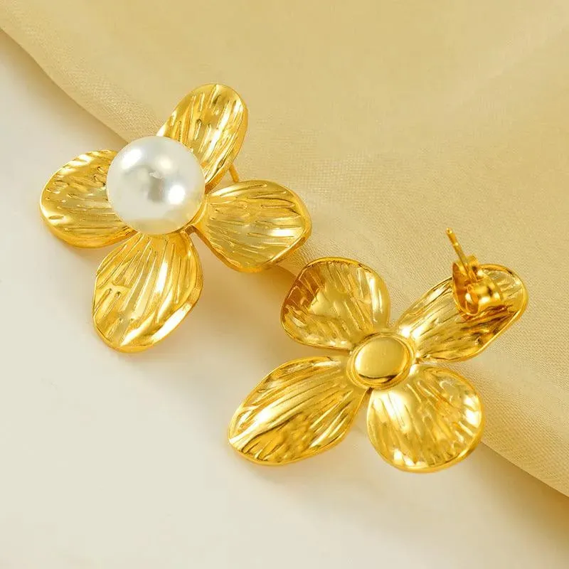 Gold-Plated Flower Stud Earrings with Simulated Pearl – Trendy Stainless Steel Earrings