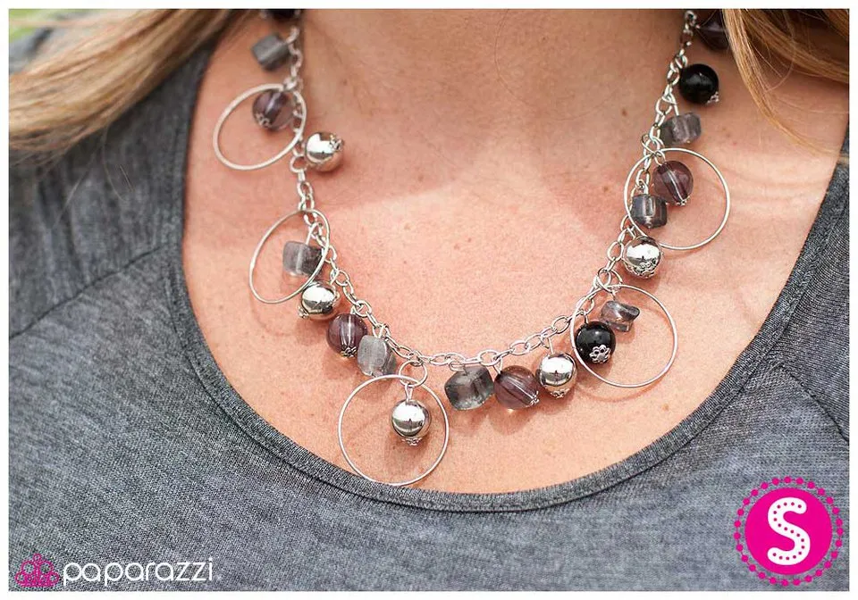 Paparazzi Necklace ~ Fade to Black - Black