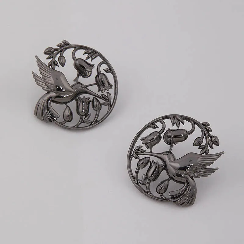 Piece of Paradise Stud Earrings