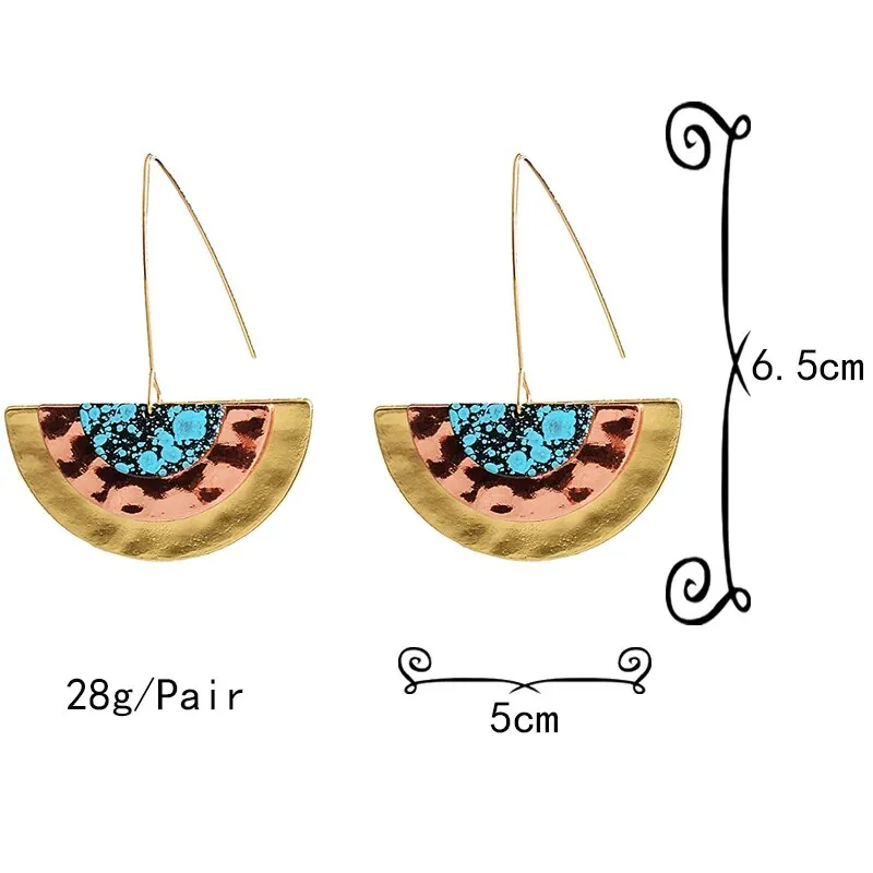 Wholesale Statement Gold Color Metal Earrings high-quality Fashion Trend Long Drop Earrings For Wmen and girls.